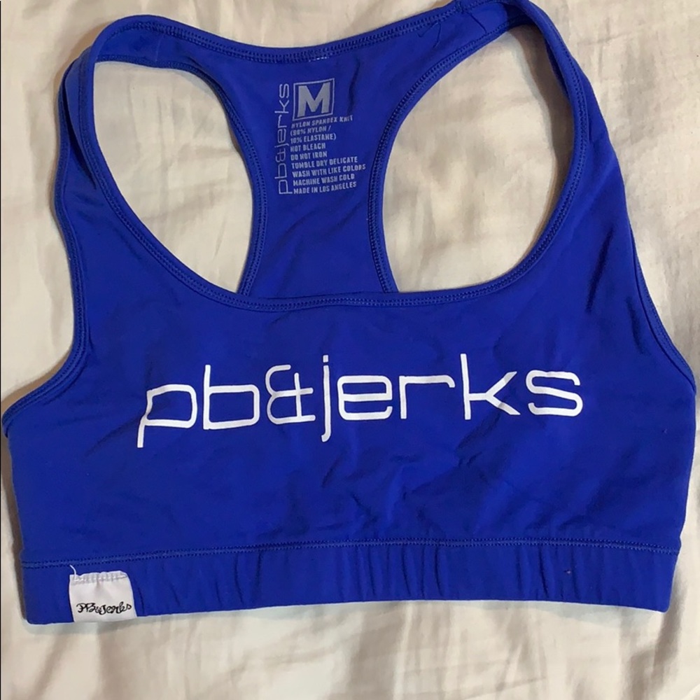 Sports bra